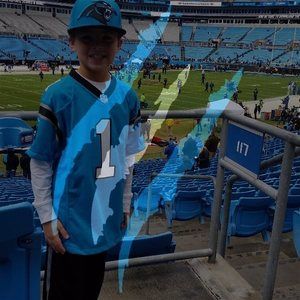 Meet your Posher, Clint